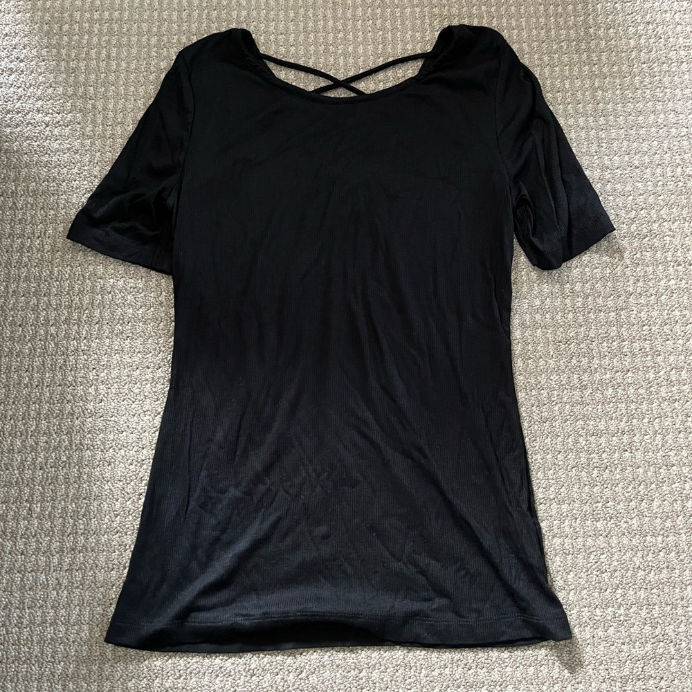 Forever 21 Black Tee With Open Back